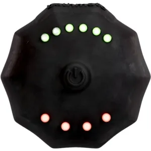 Schwarzes Gerät mit grünem und rotem LED-Lichtkreis und zentralem Ein-/Ausschalter.