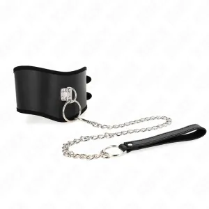 Schwarzes Lederhalsband mit Metallkette und Griff, auf weißem Hintergrund.