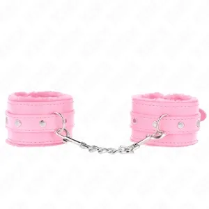 Rosa Plüsch-Handschellen mit Kette, silberne Nieten und Verschlüsse.