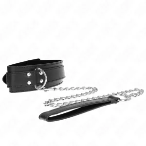 Schwarzes Halsband mit silberner Kette und Griff auf weißem Hintergrund.