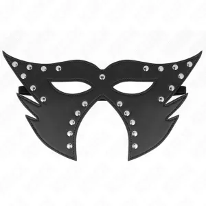 Schwarze Augenmaske mit silbernen Nieten, spitzen Flügeln und Aussparungen für die Augen.