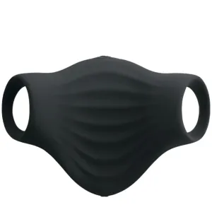 Schwarze, strukturierte Gesichtsmaske mit zwei Ohrschlaufen, wellenförmiges Design.